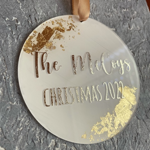 Personalised Acrylic Christmas ornament - Picture 2 of 9